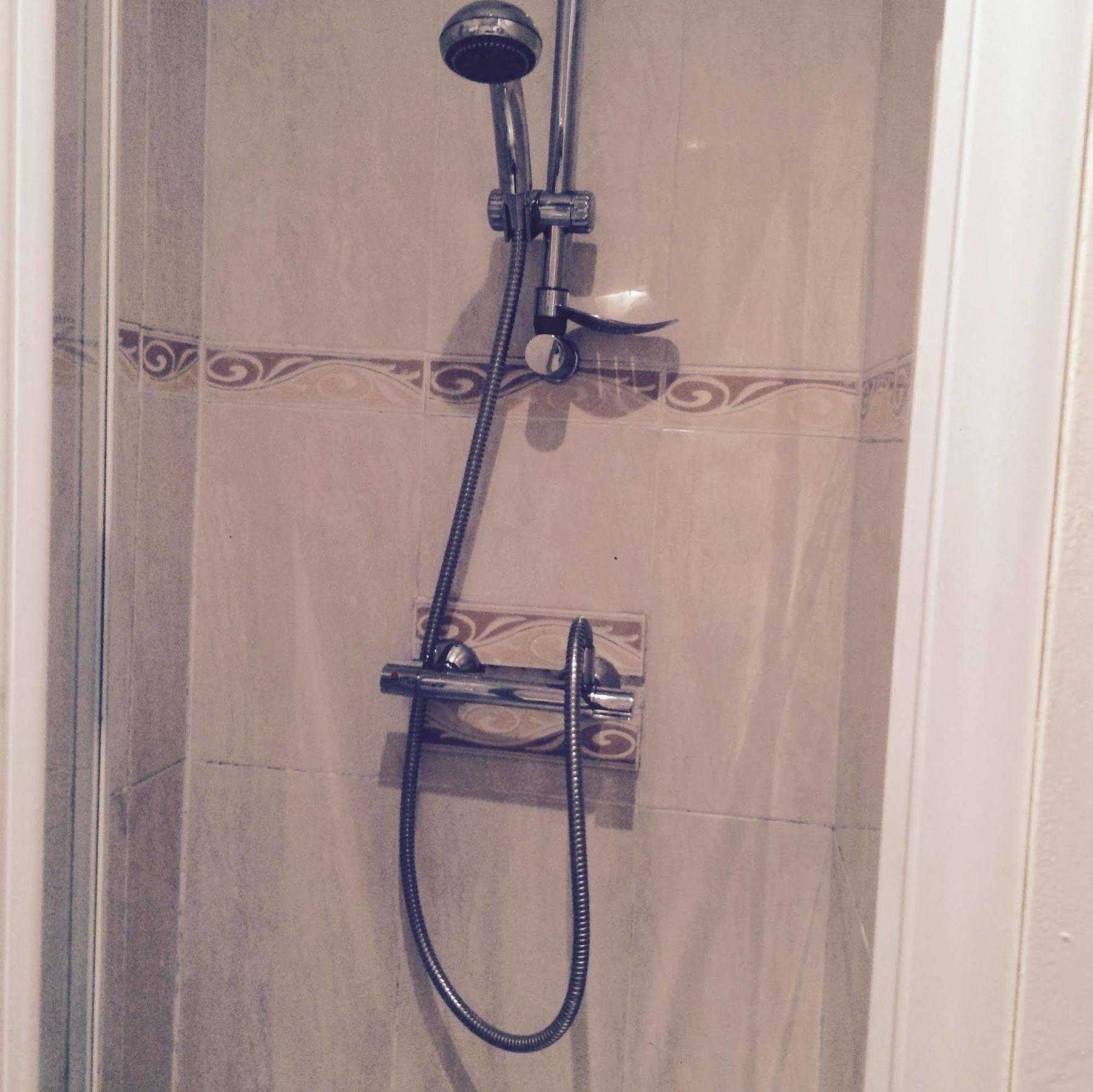 Lovely Garden Apartment In Wimbledon Town Centre With Private Parking By Wimbledon Holiday Lets لندن المظهر الخارجي الصورة