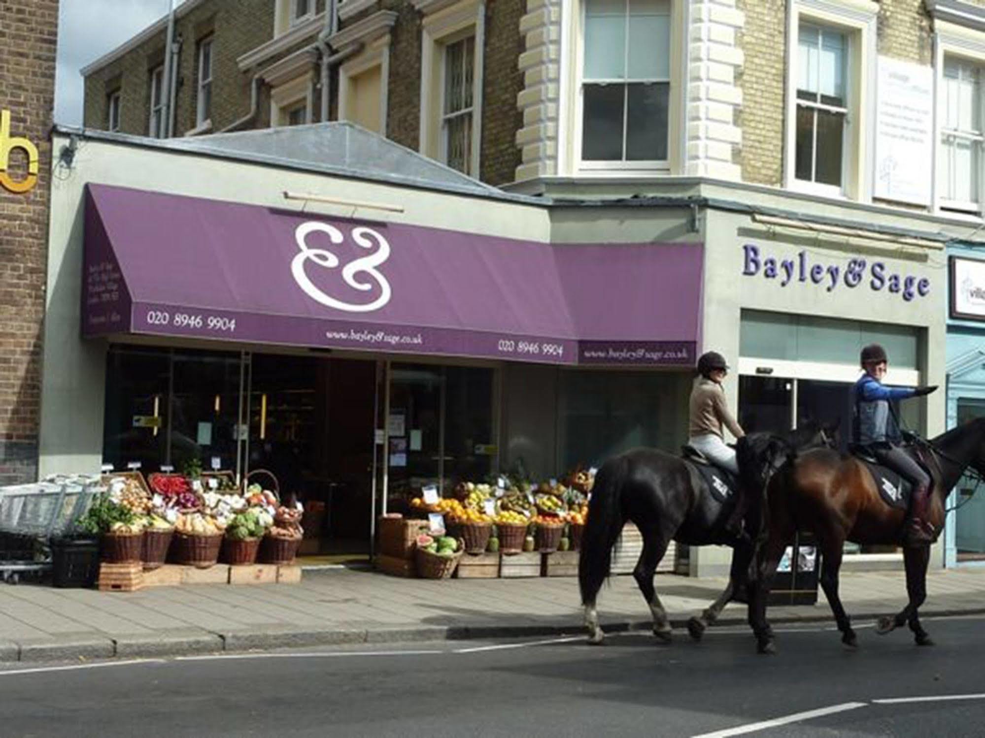 Lovely Garden Apartment In Wimbledon Town Centre With Private Parking By Wimbledon Holiday Lets لندن المظهر الخارجي الصورة